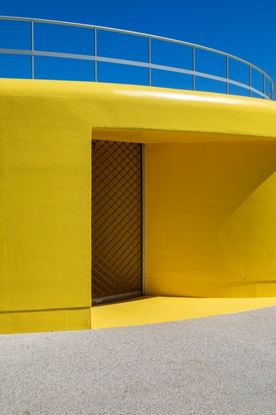 黄色的建筑
